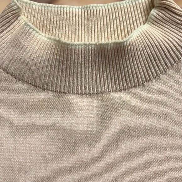 STYLE CO Women's Long Bell-Sleeve Pull Over Knit Sweater Top Pink Size Small - Picture 2 of 6